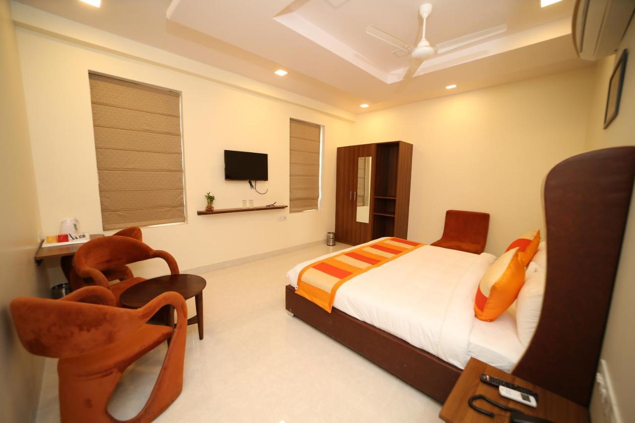 Hotel Myriad Inn Jaipur Buitenkant foto